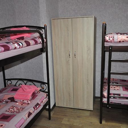 Hostel Bayit Krementsjoek Buitenkant foto