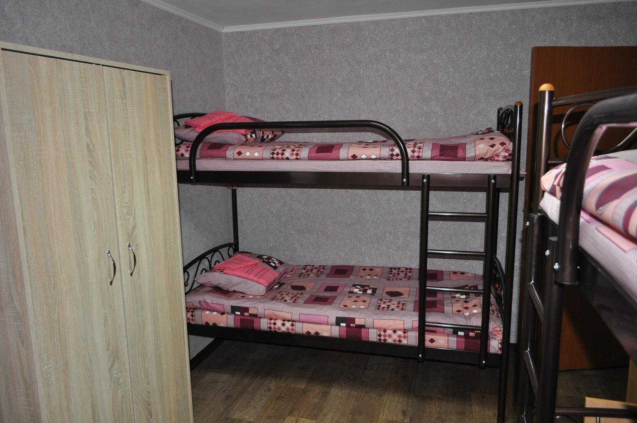 Hostel Bayit Krementsjoek Buitenkant foto