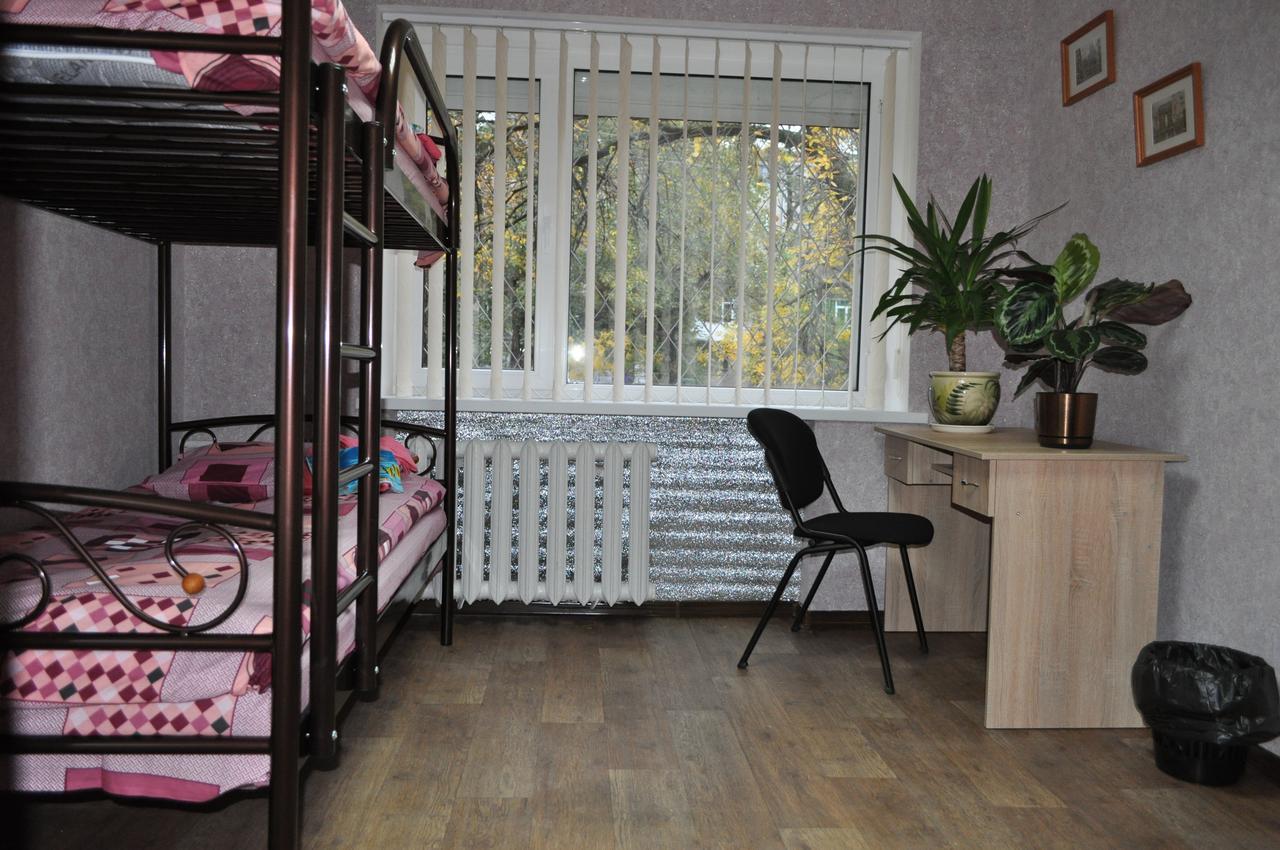 Hostel Bayit Krementsjoek Buitenkant foto